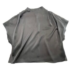 Reset Charcoal Top NWT Size L
